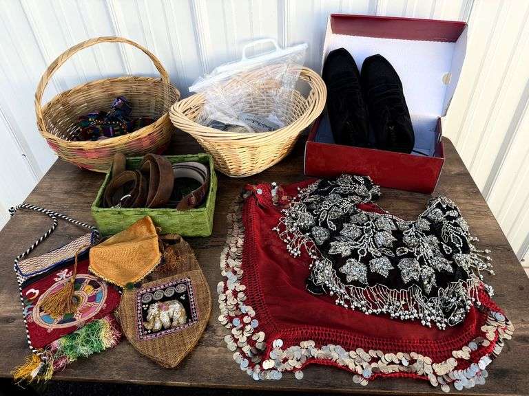 Belts, Baskets & Bellydancing