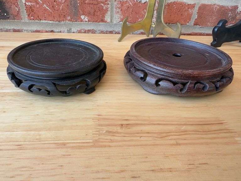 Trivets, Risers, & Displays