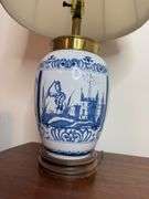 Williamsburg Delft “London” Jar Lamp