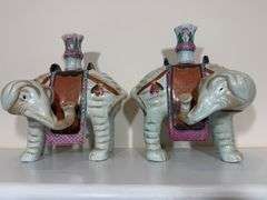 Vintage Mottahedeh Ceramic Candleholder Elephant Pair
