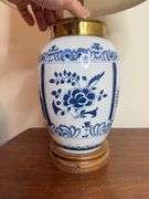 Williamsburg Delft “London” Jar Lamp