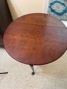 Kittinger Williamsburg Reproduction Drop Leaf Table