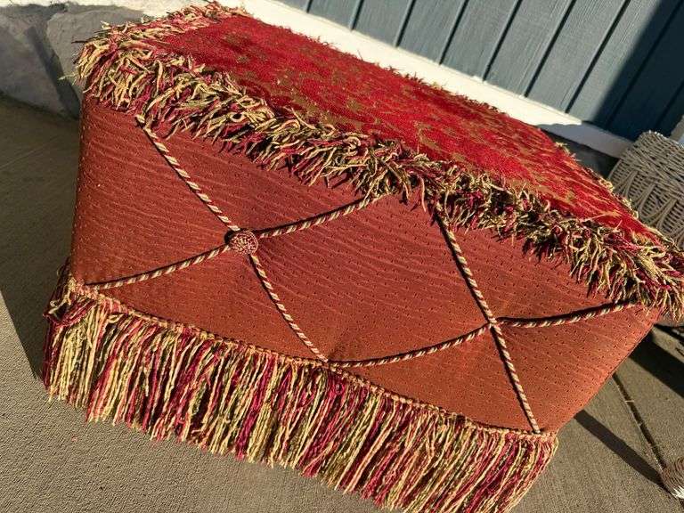 Fringed Ottoman: A Touch of Texture and Timeless Style image