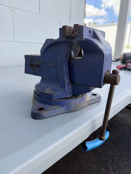 Record Sheffield England 1 Ton Bench Vise image