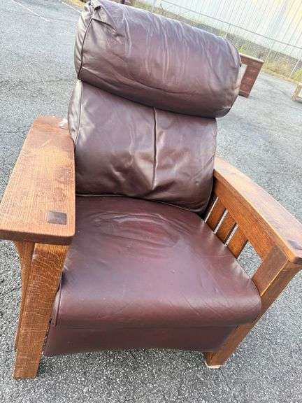 Stickley Mission Style Recliner and Ottoman Set image
