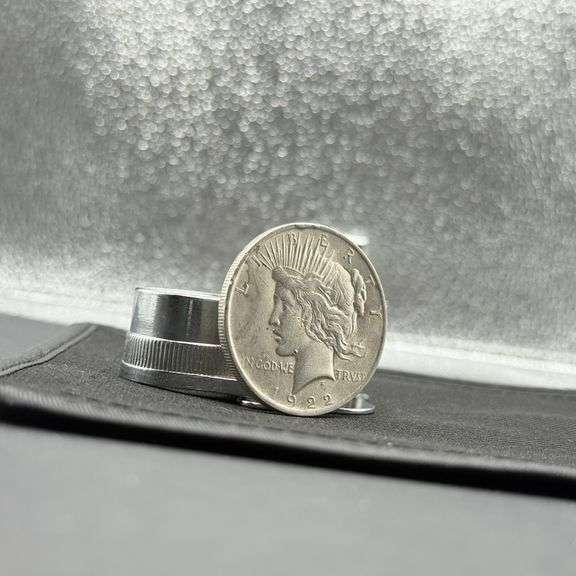 1922  90% Silver Peace Dollar image