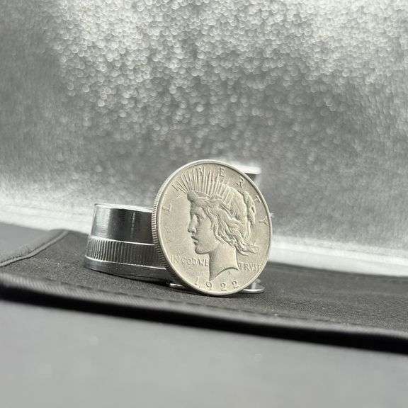 1922  .900 Peace Dollar image