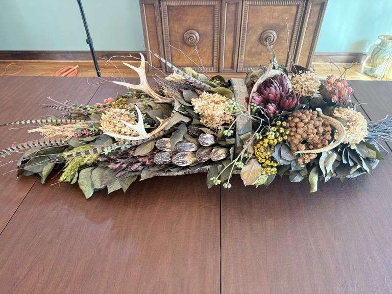 Sophisticated Dried Floral Arrangement with Antler Accents image