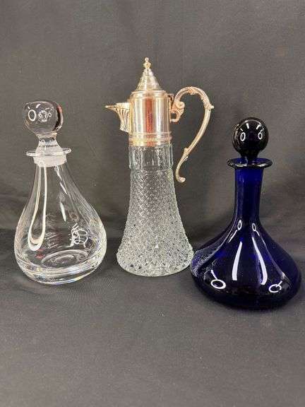 Elegant Decanters image