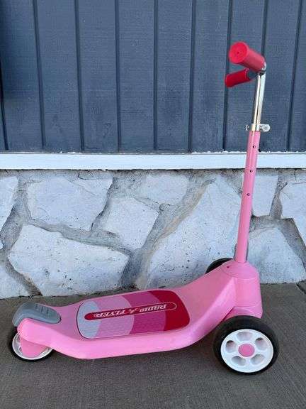 Radio Flyer Pink Glide Scooter - Ready to Roll! image