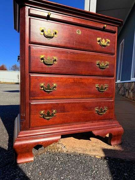 Mahogany Finish 4-Drawer Chest image