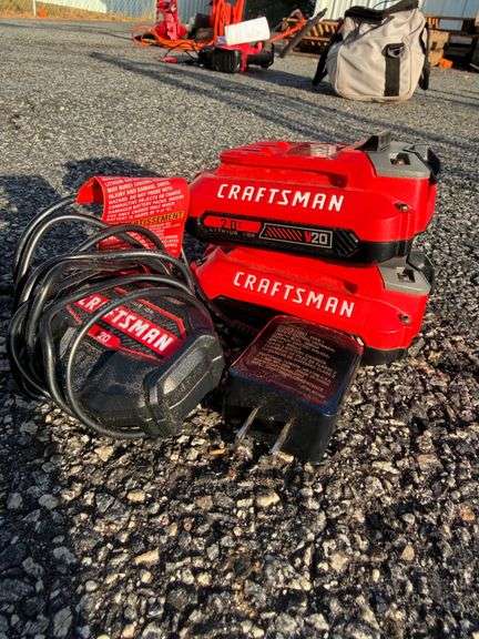 Craftsman V20 Lithium-Ion Battery Pack and Charger image