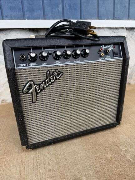 Fender Frontman 15G Guitar Amplifier image