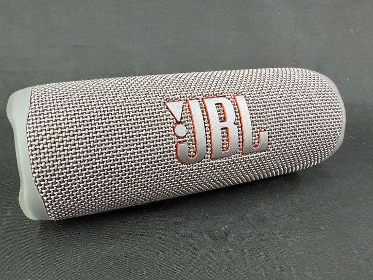 JBL Flip 6 Portable Bluetooth Speaker - Grey image