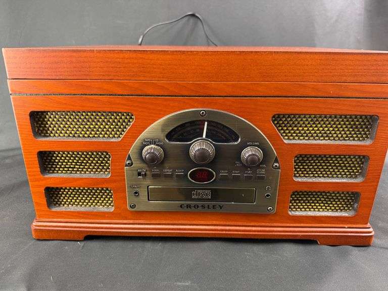 Crosley CR66 Record Player: More Than Just a Pretty Face image