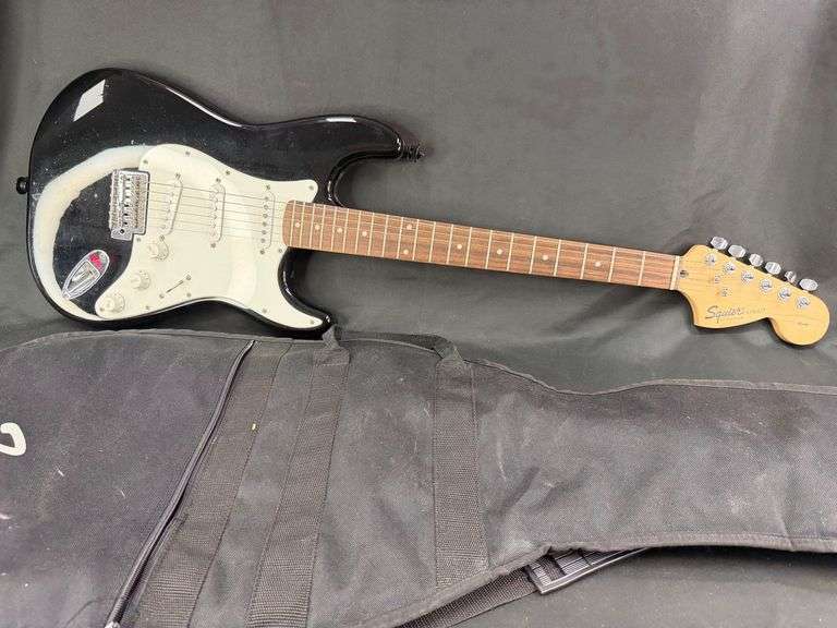Squier Strat Electric Guitar with Bag image