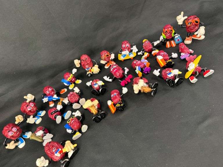 Vintage California Raisins Figures Lot - Bendable Fun! image