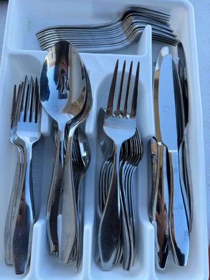 Oneida Stainless Steel Flatware - Enough for a Crowd! image