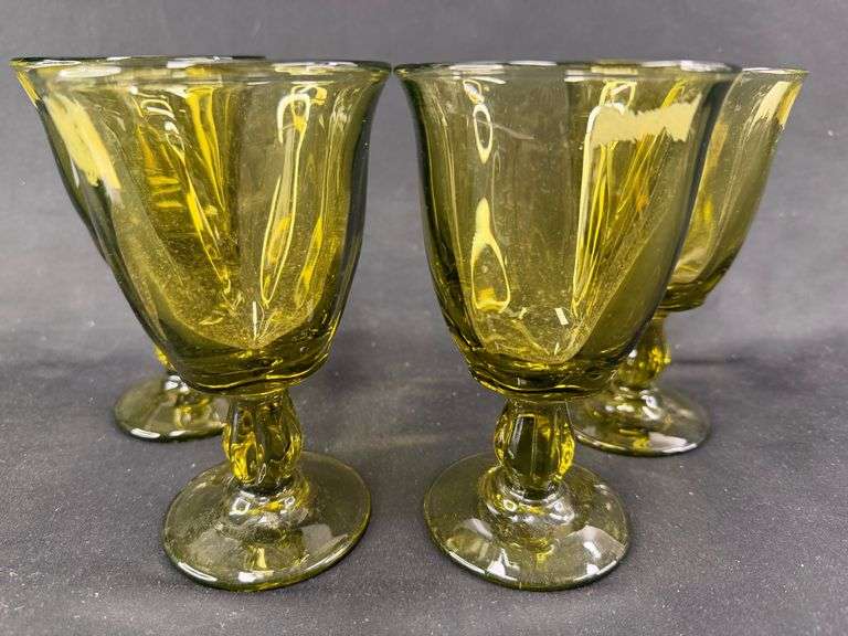 Set of 4 Anchor Hocking Tapene Green Goblets image