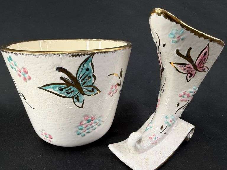Mid-Century Modern Hull Butterfly and Flower Vase and Planter image