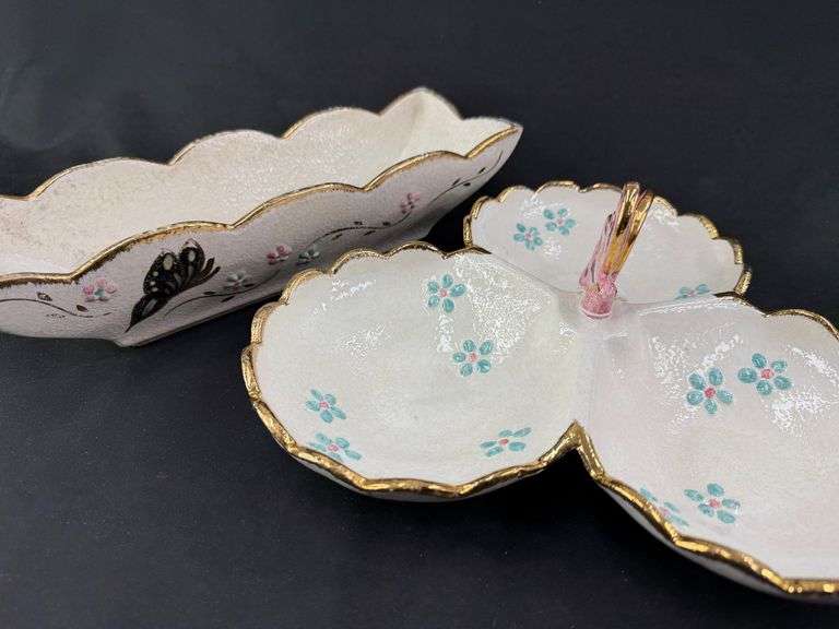 Hull Pottery '56 Butterfly Dish Set - A Whimsical Duo! image