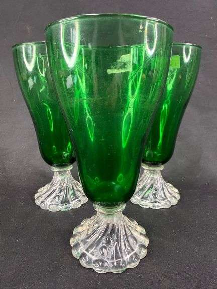 Set of Three Anchor Hocking Boopie Burple Green Glass Goblets image