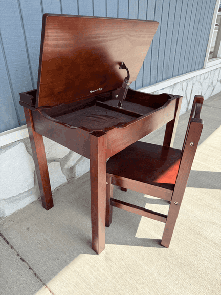 Melissa & Doug Children's Lift-Top Desk with Chair