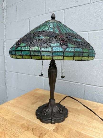 Dragonfly Style Stained Glass Table Lamp