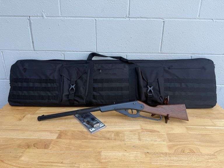Daisy BB Gun with Cable Lock and Carrying Case