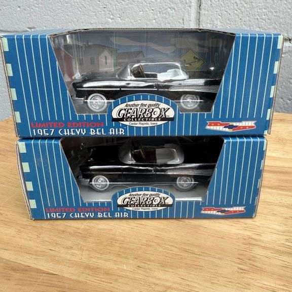 Gearbox Collectibles Diecast Car Lot - 1957 Chevy Bel Air & 2003 Nashville Corvette