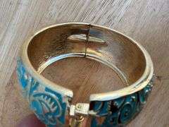 Cultural Finds & Jewelry