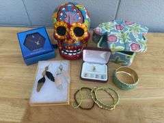 Cultural Finds & Jewelry
