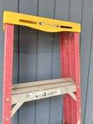 Werner 6 ft Fiberglass Stepladder
