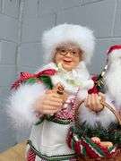 Collection of Santa Claus & Mrs. Claus Figures