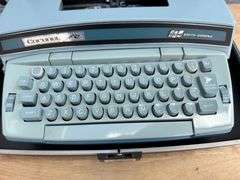 SCM Smith Corona Coronet Super 12 Electric Typewriter with Case