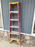 Werner 6 ft Fiberglass Stepladder
