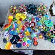 Large Lot of Toys & Fidgets: Pop Its, Spinners, Expandable Balls and More!