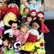 Large Mixed Lot of Dolls & Plush Toys