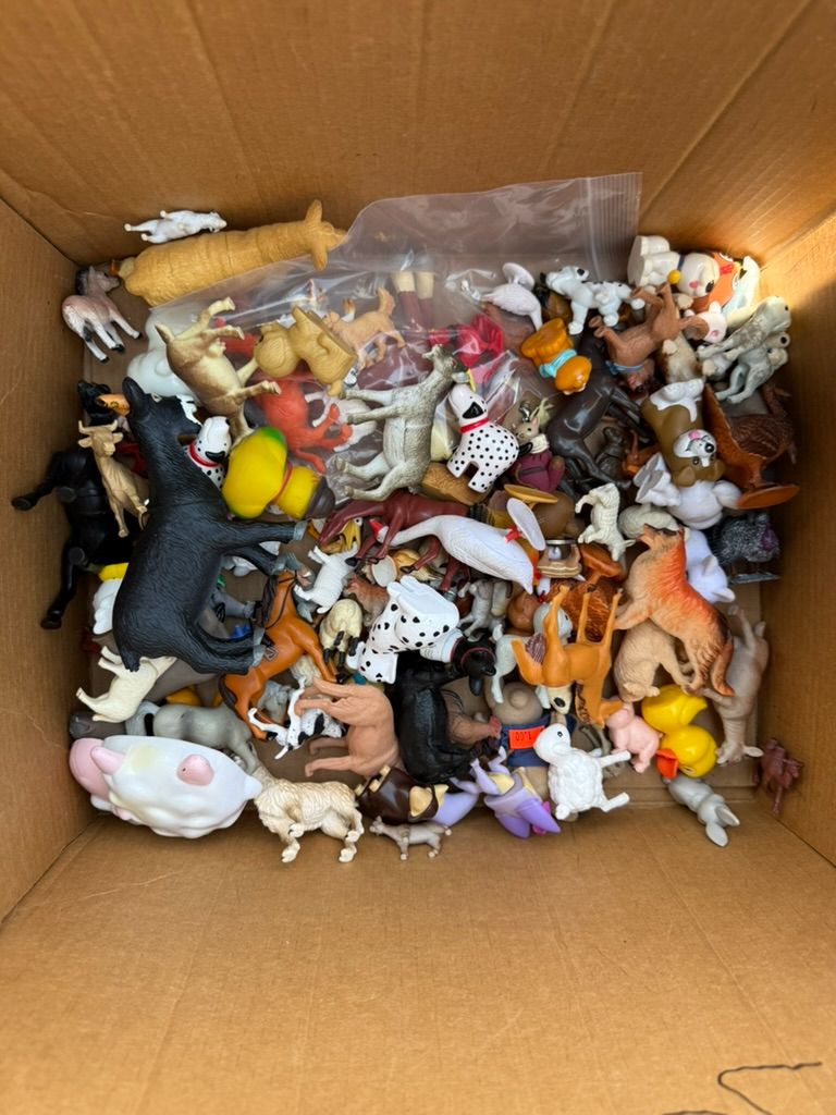 Lot image 8