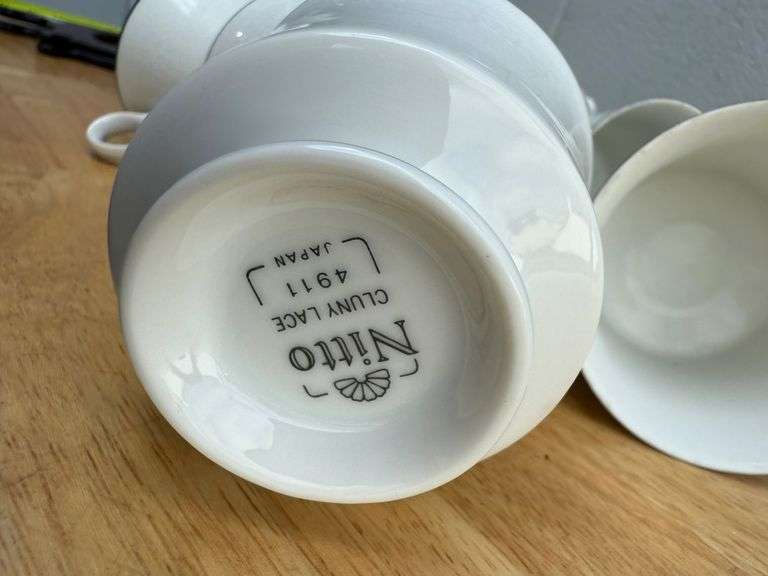 Nitto Cluny Lace 4911 Dinnerware Set
