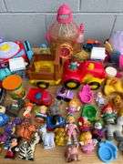 Mixed Lot of Fisher-Price Little People Toys and Accessories