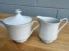 Nitto Cluny Lace 4911 Dinnerware Set