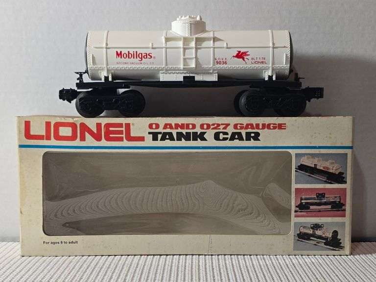 Lionel Mobile Gas Tank Car 6-9036 image