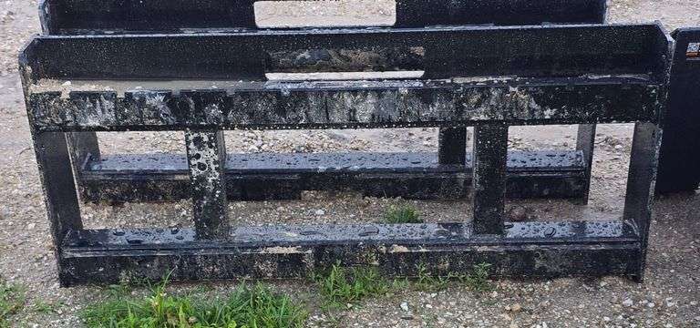 Wolverine Pallet Fork Frame