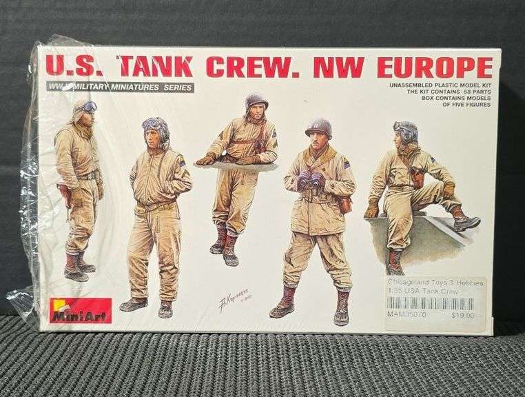 MiniArt U.S. Tank Crew NW Europe 1/35 Scale Model Kit 35070 image