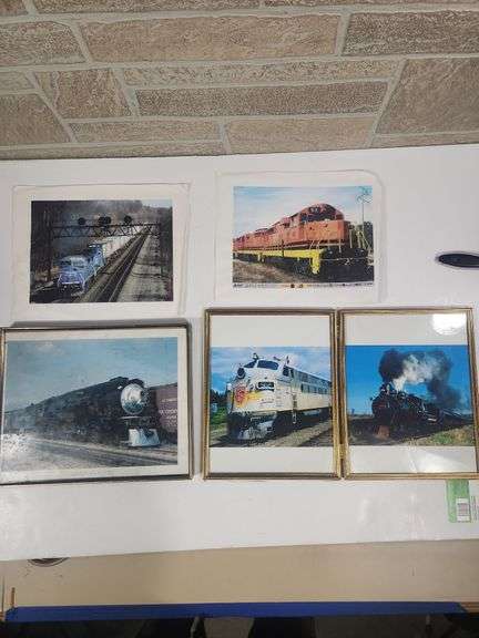 Set of 5 train photos image