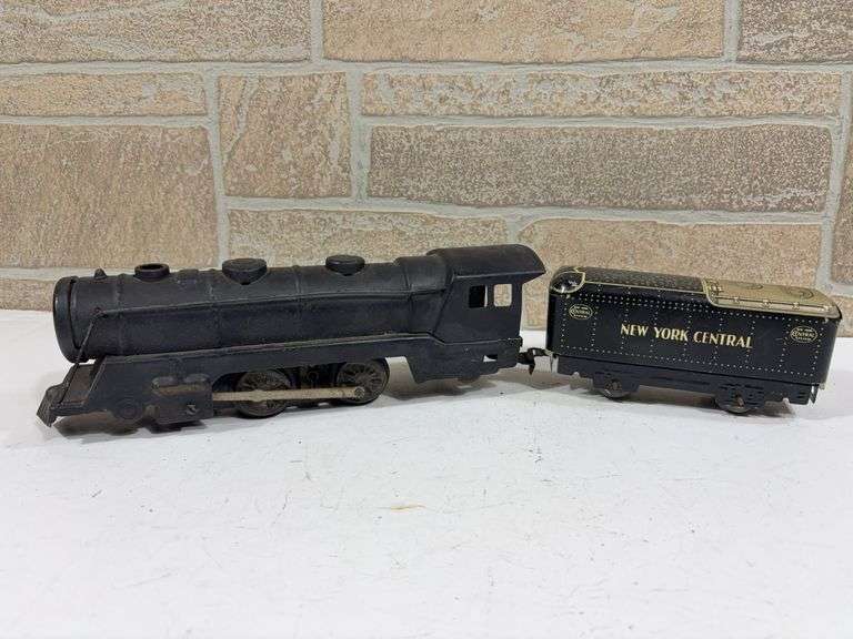 Marx 0-4-0 Tin Locomotive and Tin New York Central Tender image