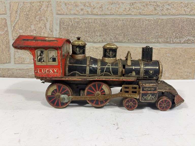 Marusan Tin “Lucky” Locomotive image