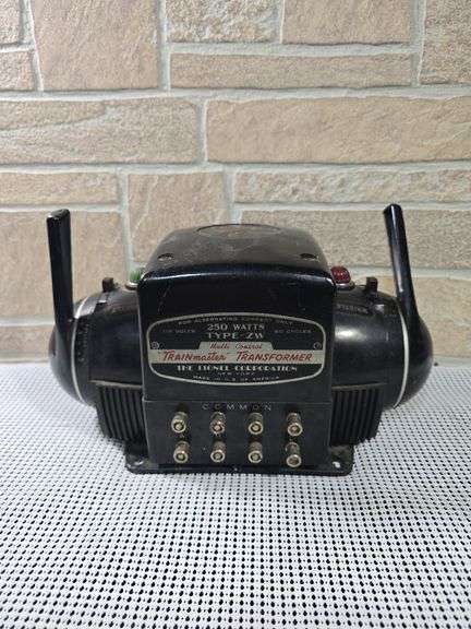 Lionel Type-ZW 250 Watt Transformer image