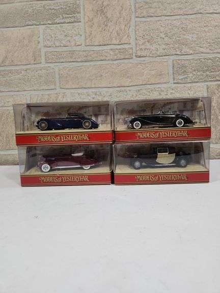 Set of 4 matchbox models of yesteryear image
